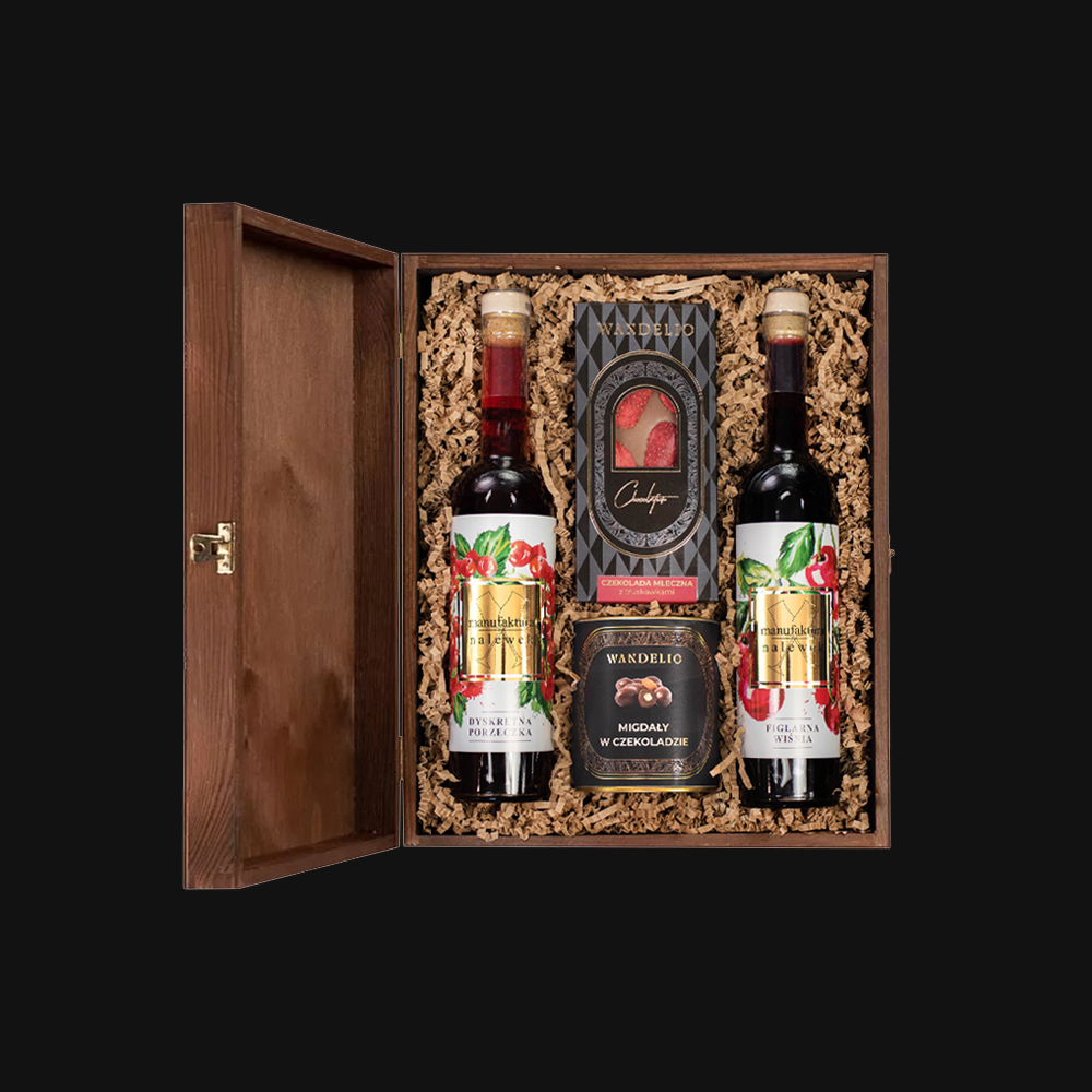 Zestaw prezentowy z nalewkami. Zestaw upominkowy z polskimi nalewkami. Manufaktura Nalewek